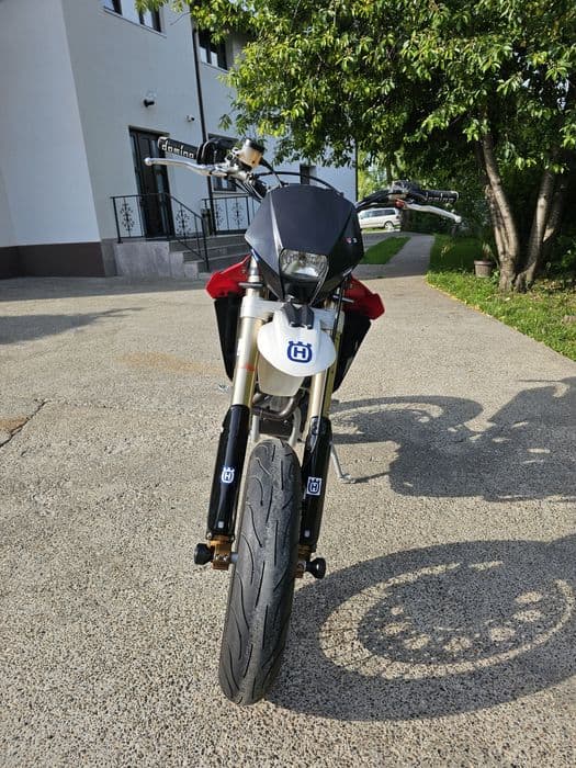 Husqvarna SM510R Supermoto