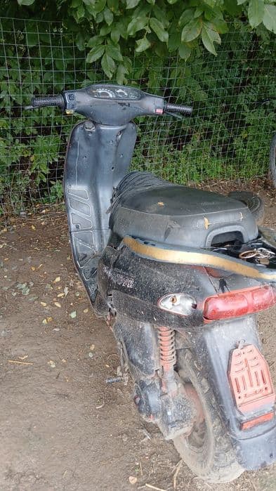 Vând piaggio typhoon 49cc