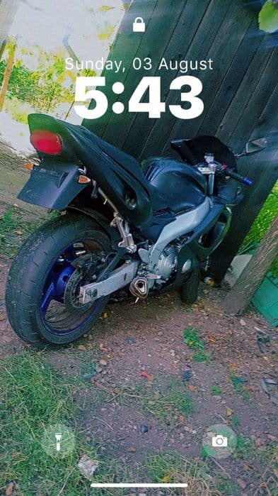 Vând sau achimb Yamaha yzf 600r thundercat