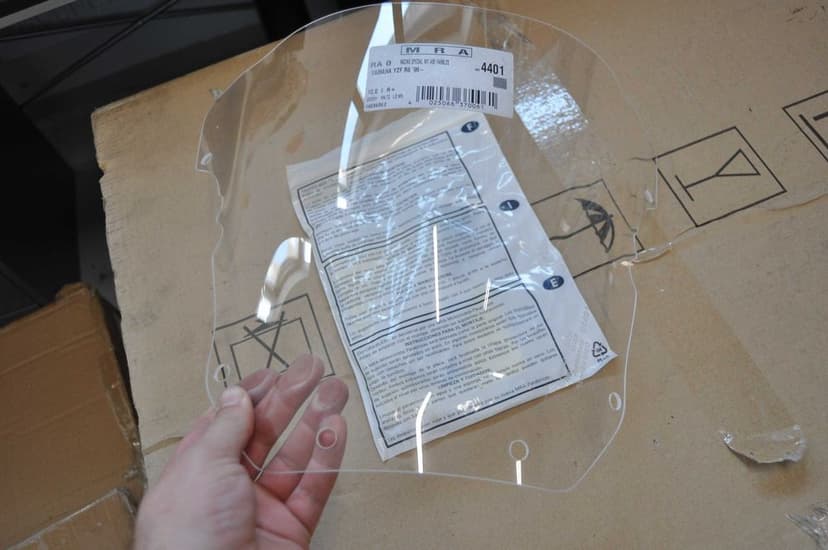 Carene parbriz Yamaha R6 99-02 ,originale