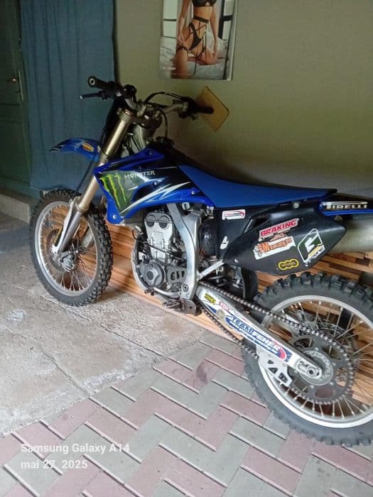 Vand Yamaha 250 yzf