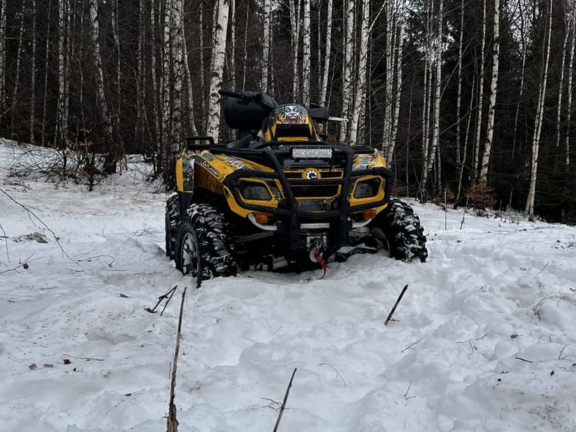 Vând Can-am 650 outlander g1 anul 2009 !!