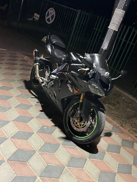 Kawasaki zx10r 2004 vand schimb