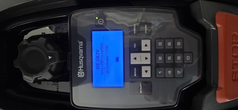 Robot tuns iarba Husqvarna 315 Mark II nou