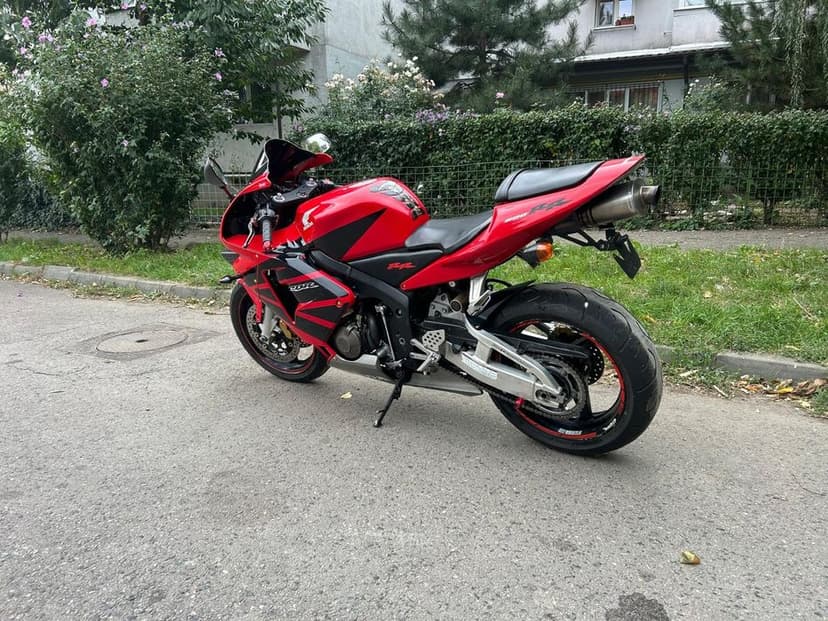 Vand Honda Cbr 600rr