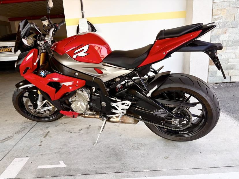 Bmw S1000R                                                           .