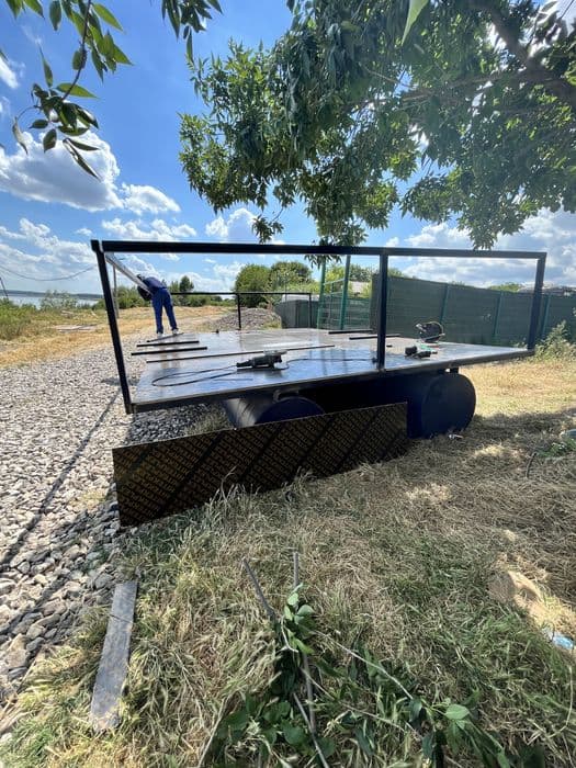 Vand pontoane metalice