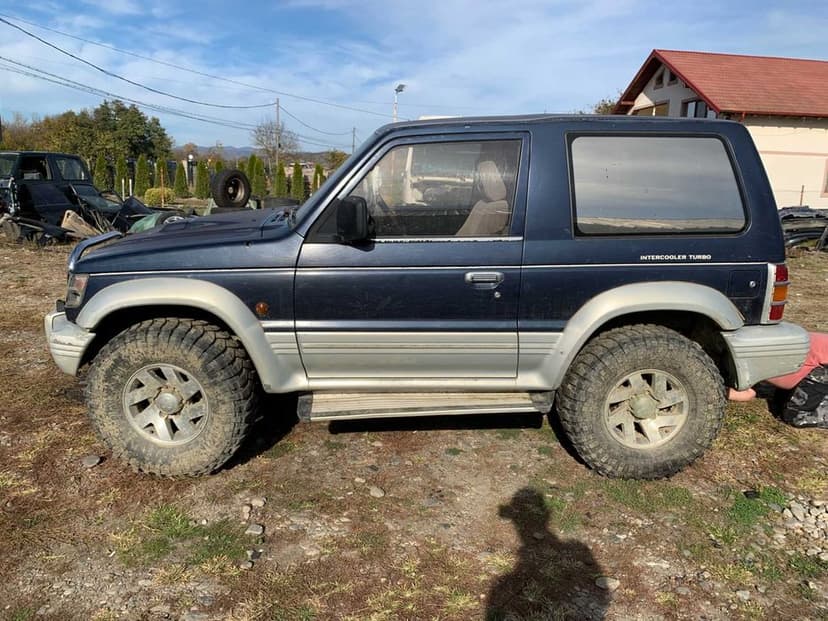 Dezmembrari Dezmembrari Piese piesa Dez Mitsubishi Pajero Shogun 2,8 d