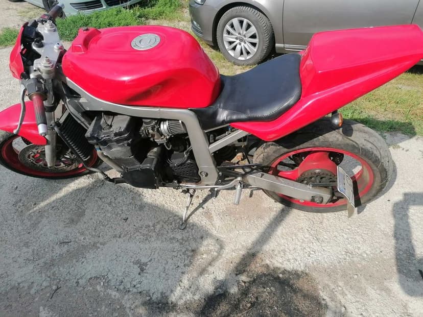 Suzuki gsxr 750 stretfigter