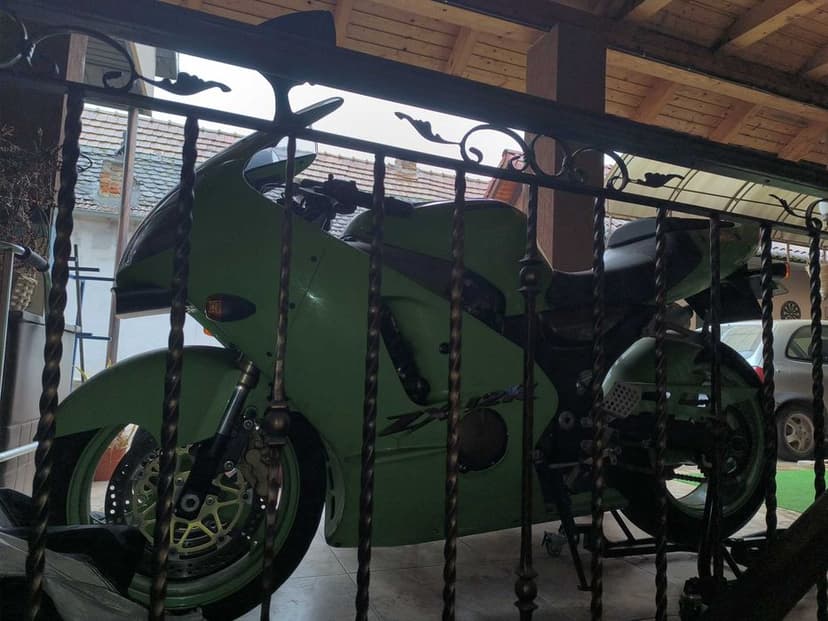 Kawasaki ZX-12R  2000an nelimitata