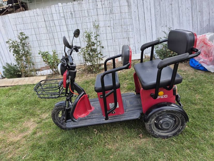 Tricicleta buna de vanzare