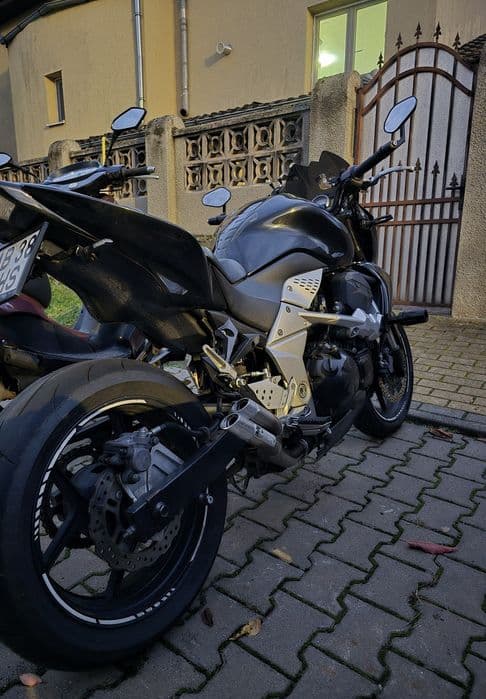 Vand motocicletă Kawasaki z750 2009