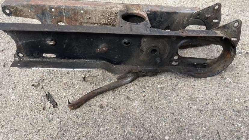 Piaggio Boss -cadru- bascula- roti