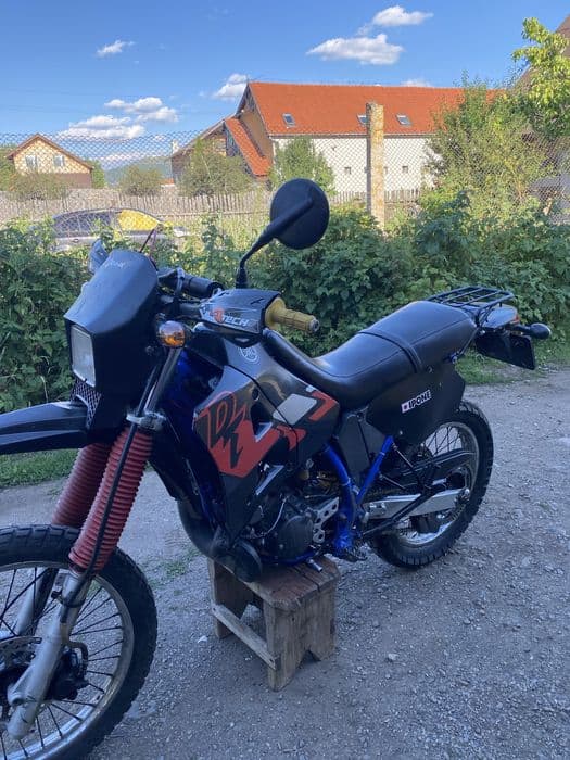 Yamaha dt 125 inmatriculat pentu a1 (nu ktm, kawasaki, honda)