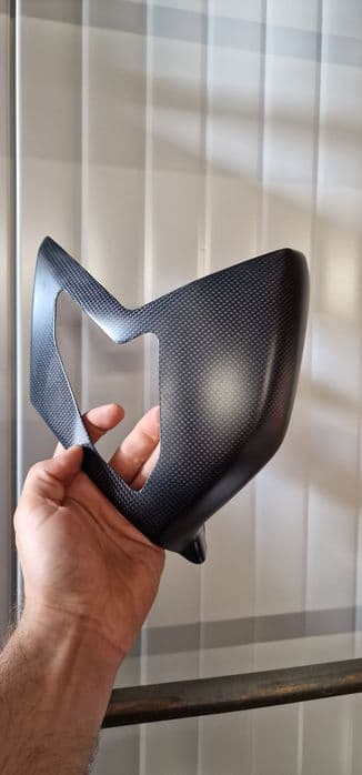 Protectie carbon originala Ducati Panigale V4 evacuare bascula motor