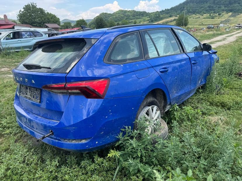 Dezmembrari Dezmembrez Piese piesa Dez Skoda Octavia 4 an 2021 2.0d