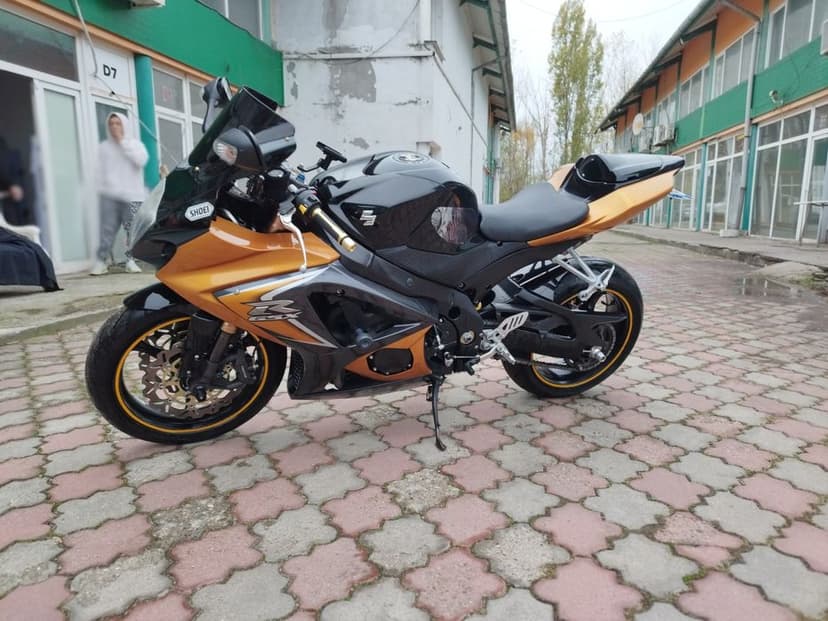 Suzuki gsxr 1000 k8