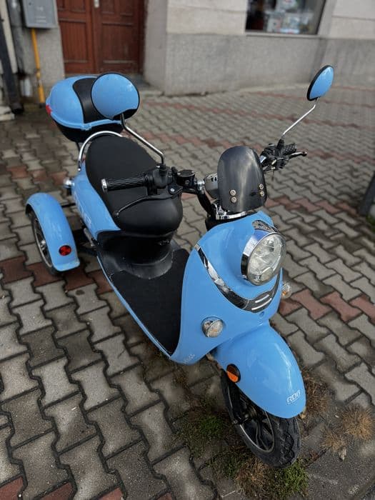 Vand triciclu E-Klass