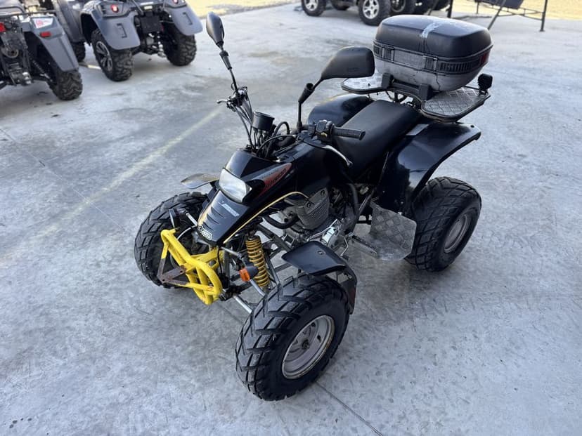 Atv SMC 250 2x4 / cutie manuala / acte Germania