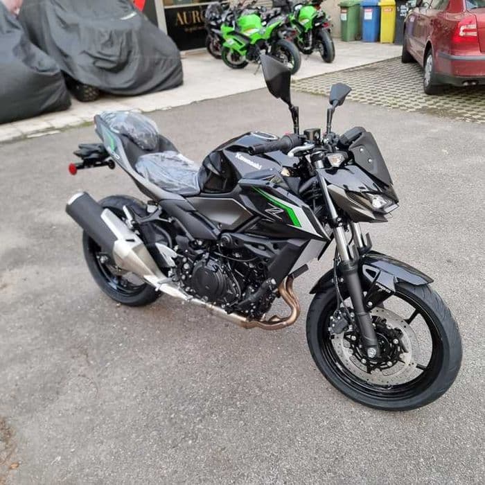 Motocicleta noua stoc Kawasaki Z500 2025 A2
