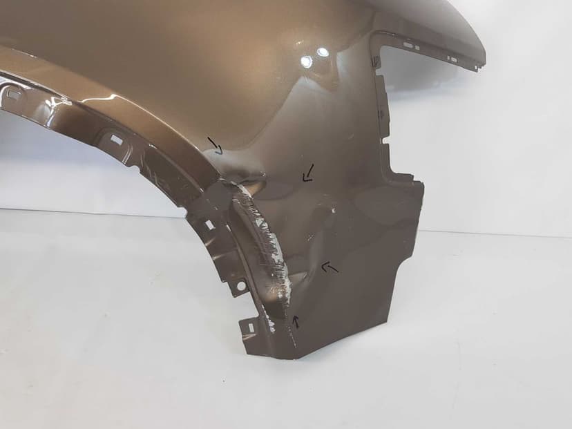 Aripa dreapta fata Land Rover Defender dupa 2021