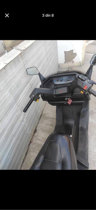 Vand scuter de 150cc