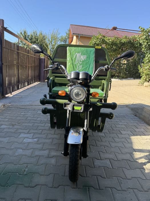 Triciclu moveco 1000 w bateria