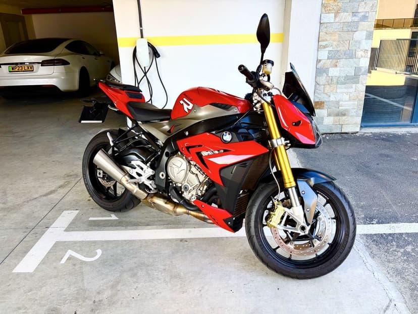 Bmw S1000R                                                           .