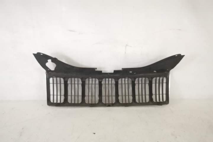 Grila Centrala Radiator Originala In Stare Buna Jeep  Grand Cherokee