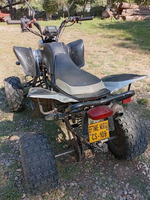 Vând QUAD bashan