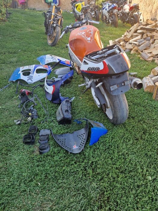 Vand Piese Suzuki GSX-R 600 Srad  1999