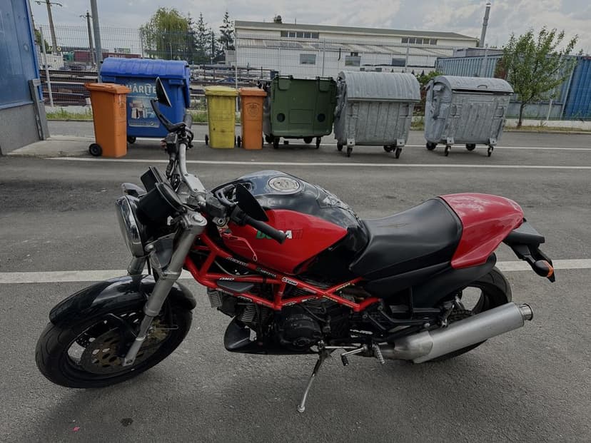 Ducati Monster 750cc