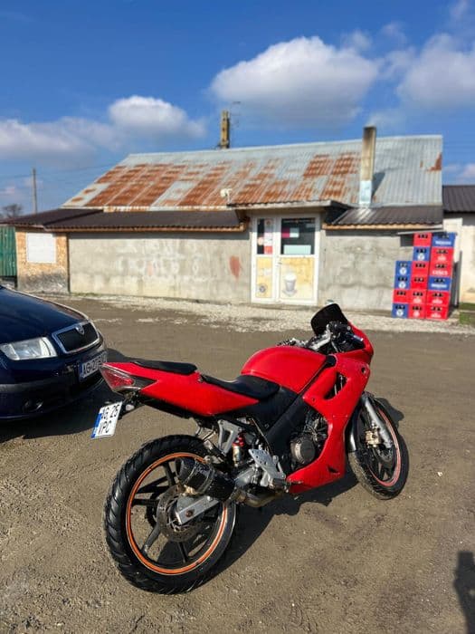 Vand sau schimb Honda CBR 125