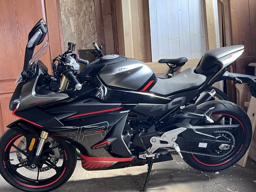 Cfmoto 450 SR 2024 ( Nu Yamaha , KTM, Honda, Aprillia)