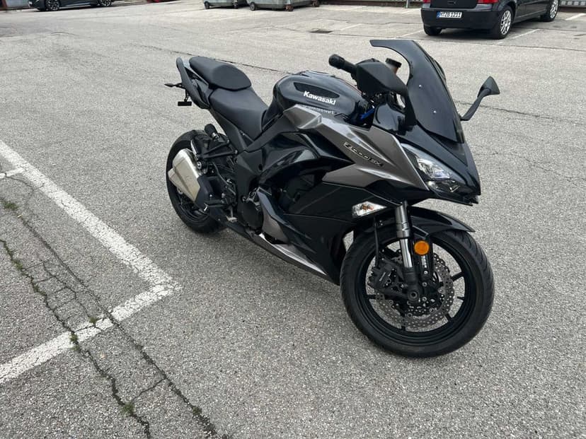 Kawasaki Z1000SX | ABS | KTRC | 2017 | 28.000KM | LED