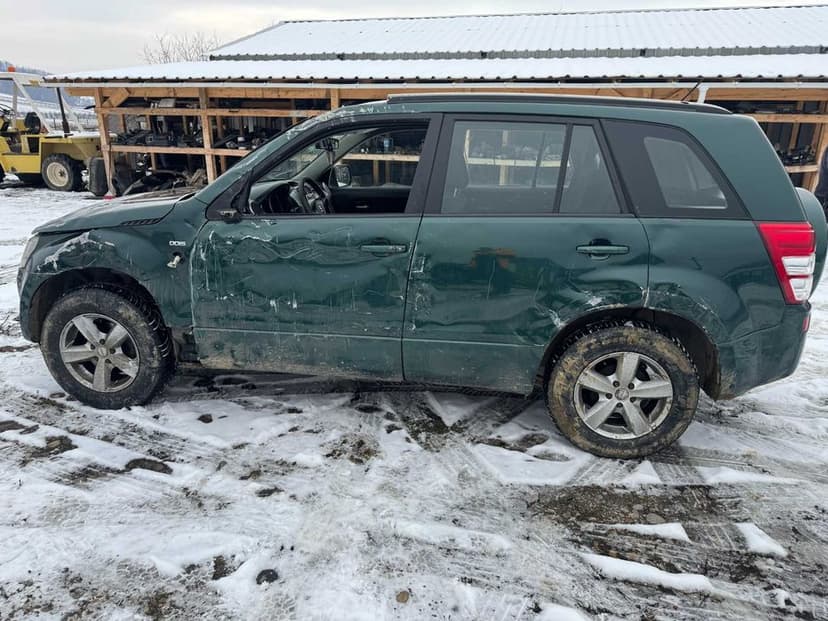 Dezmembrari Dezmembrez Piese piesa Dez Suzuki Grand Vitara 1,9 ddis e4