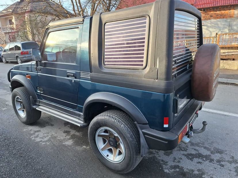 Suzuki Samurai cabrio fabricat in Japonia