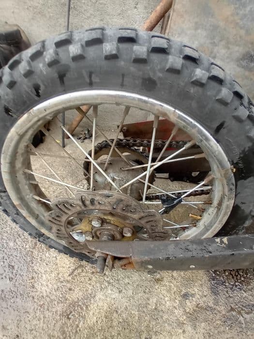 Vând sau schimb cross 125cm