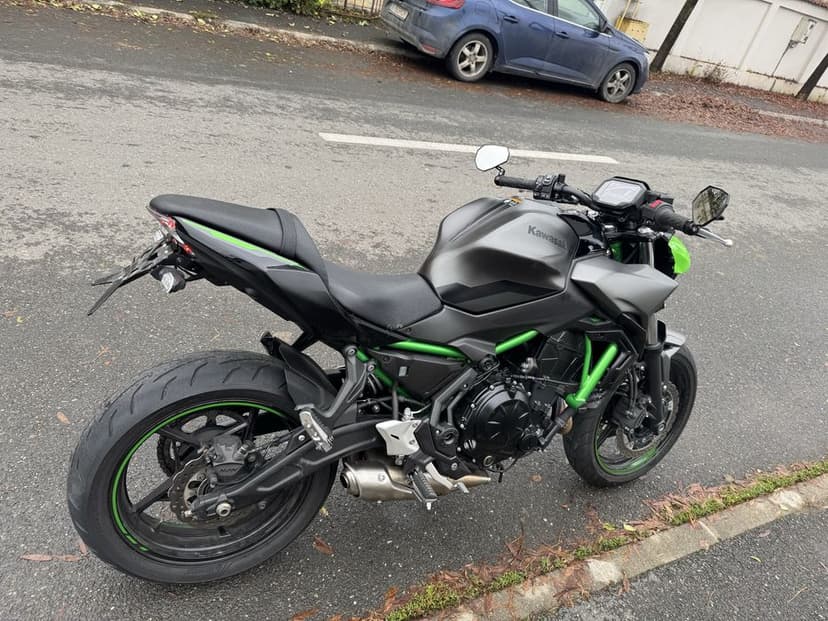 Kawasaki Z650 2023 ABS LED categoria A2 35Kw urgent,PRET DE IARNA