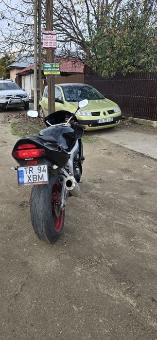 Honda cbr 919rr fire blade