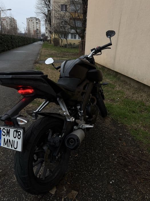 Motocicleta Yamaha MT125 2017