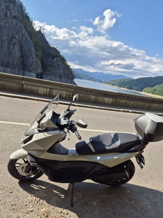 Scuter Kymco SkyTown 125cc/Abs/Nou