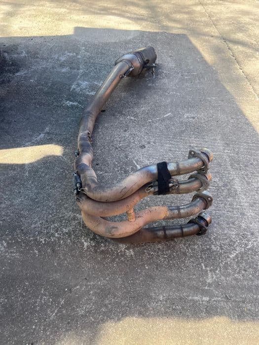 Evacuare completa Akrapovic