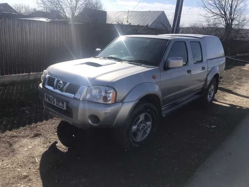 Piese Nissan Navara d 22 an 2005