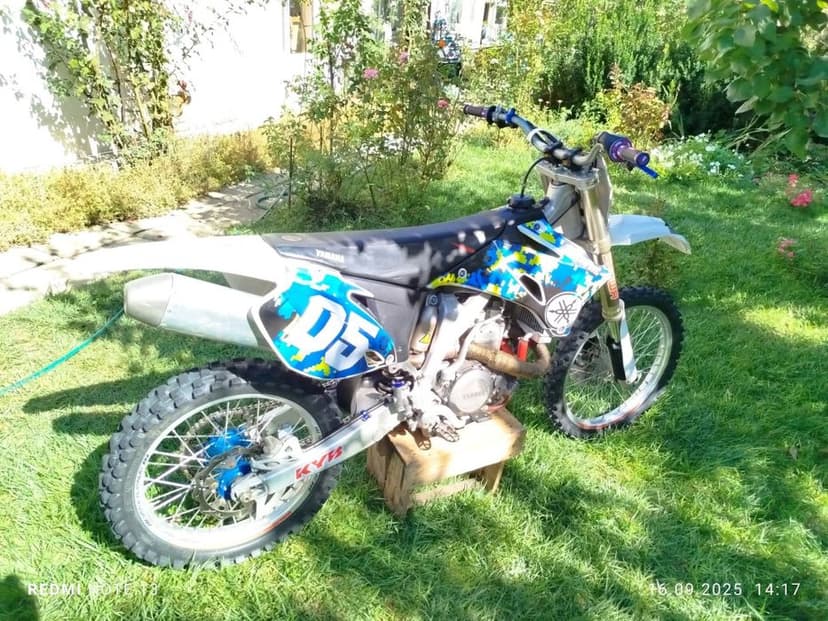Vand urgent Yamaha yz450f 60cp 2009