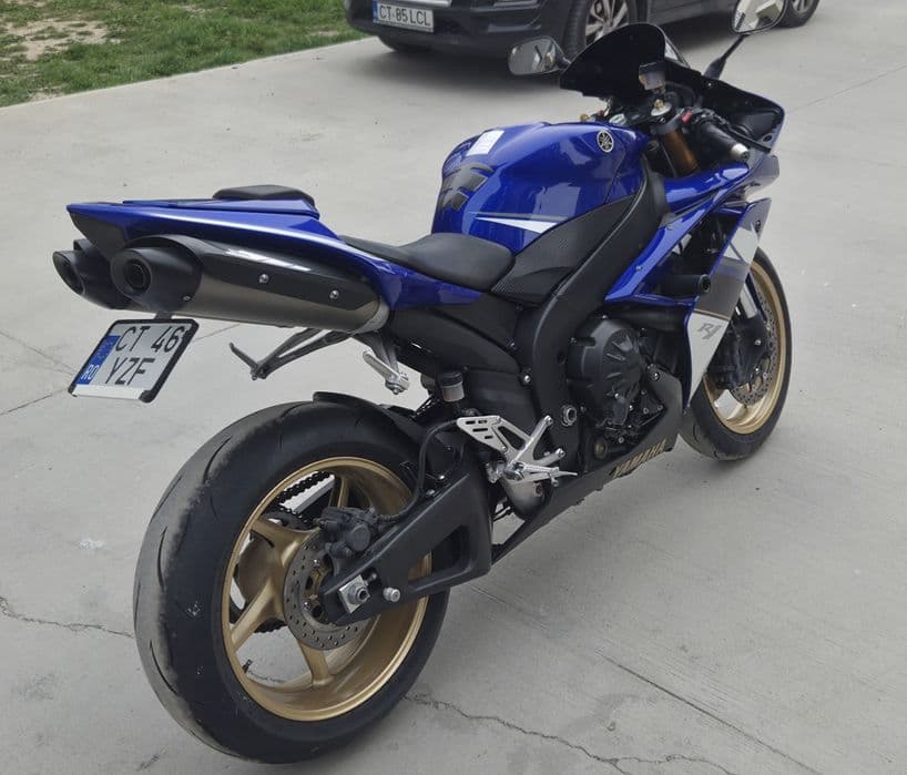 Yamaha R1 2008 *15000Km*