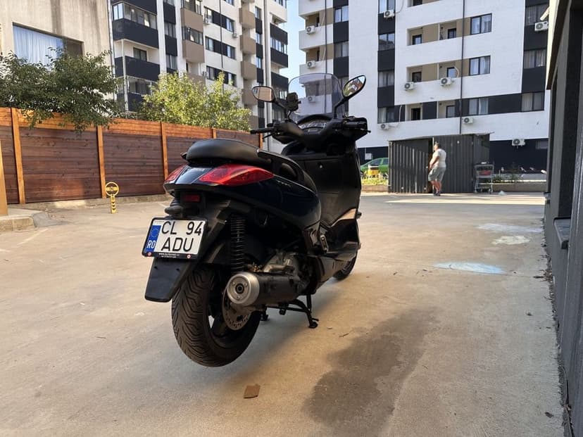 Vand/Schimb Scuter Yamaha Xmax 250cc!