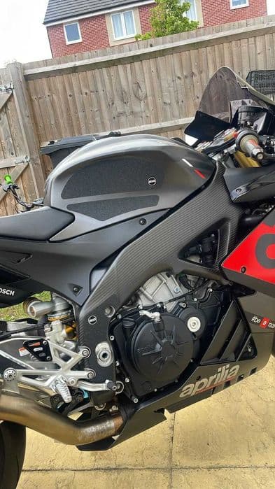 Aprilia rsv4 rr 2019
