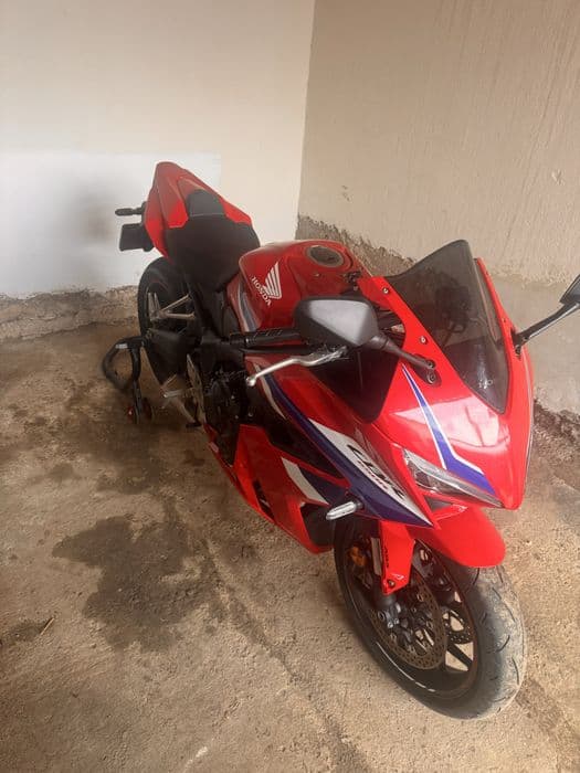 Honda cbr 650r 2025