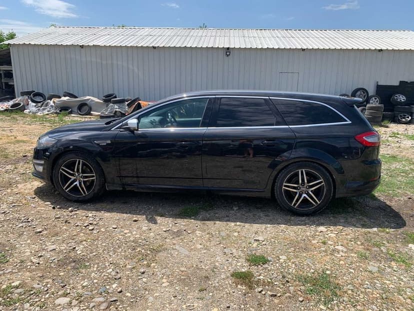 Dezmembrari Dezmembrez Piese piesa Dez Ford Mondeo Mk4 2.0diesel break